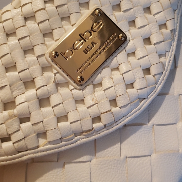 Clutch - Picture 2 of 3